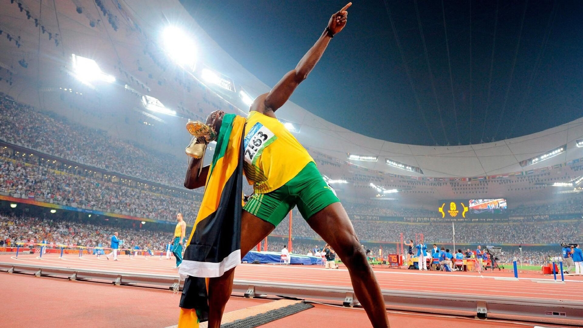 日本队前途光明！，姆巴佩新星出色发挥表现突出引发球迷热议