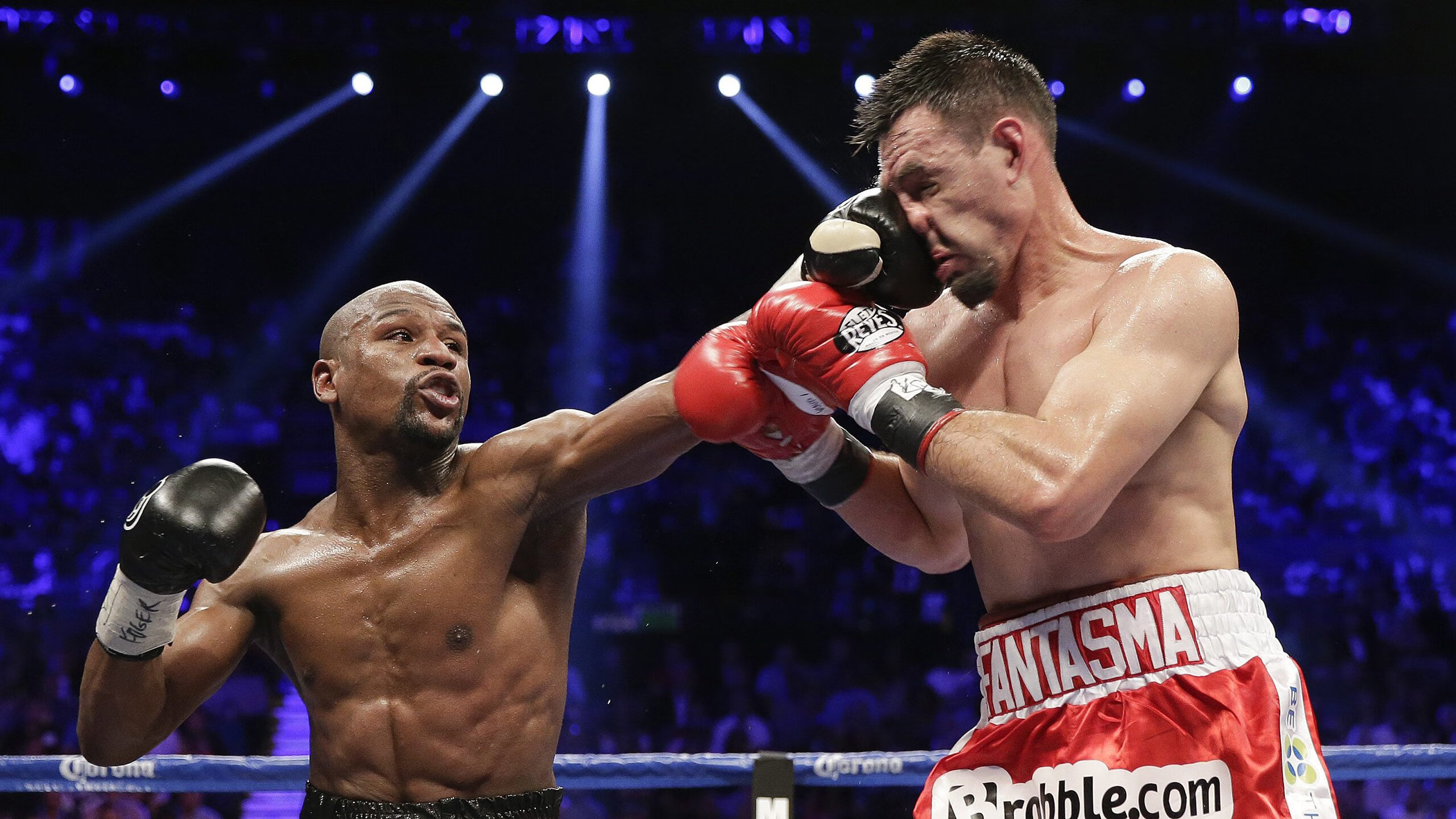 日本队前途光明！，姆巴佩新星出色发挥表现突出引发球迷热议