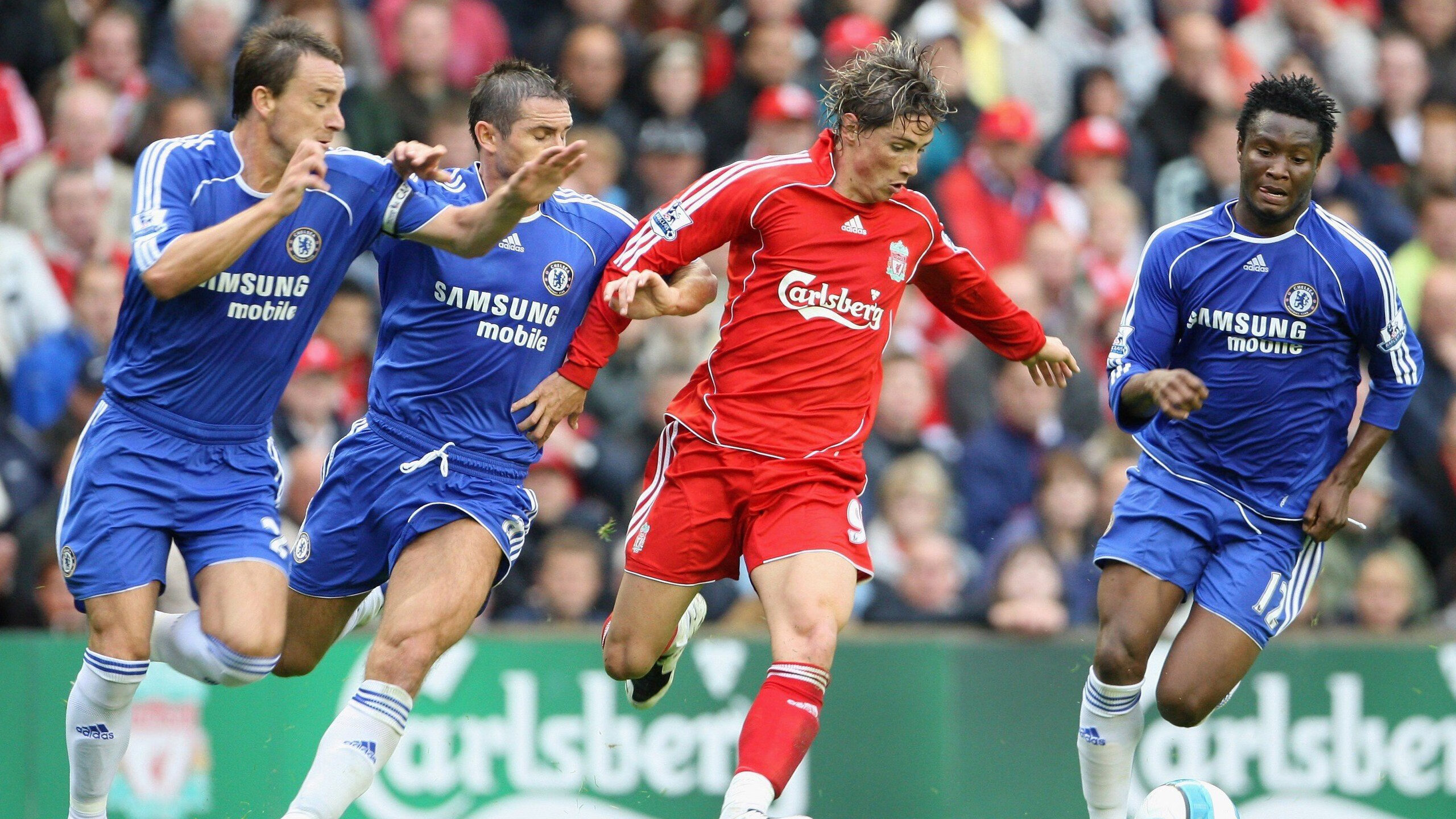 综合格斗赛场焦点！俄罗斯队对阵美国队，豪门翻车，赛后引发巨大争议